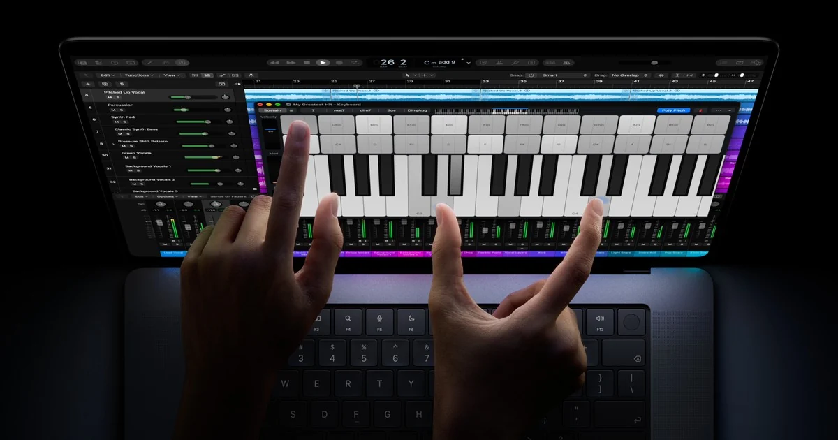 Apple Unveils First Touchscreen MacBook Pro